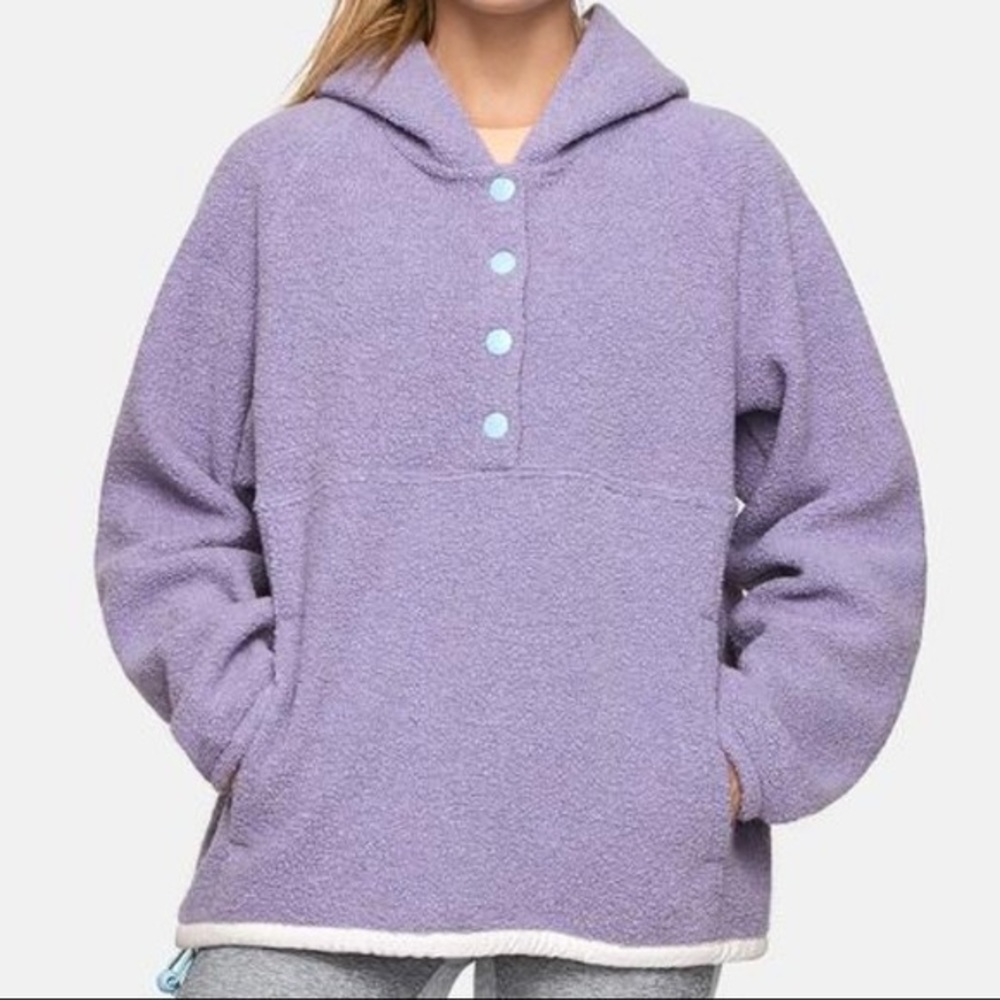 Outdoor voices mega fleece in Pale Iris